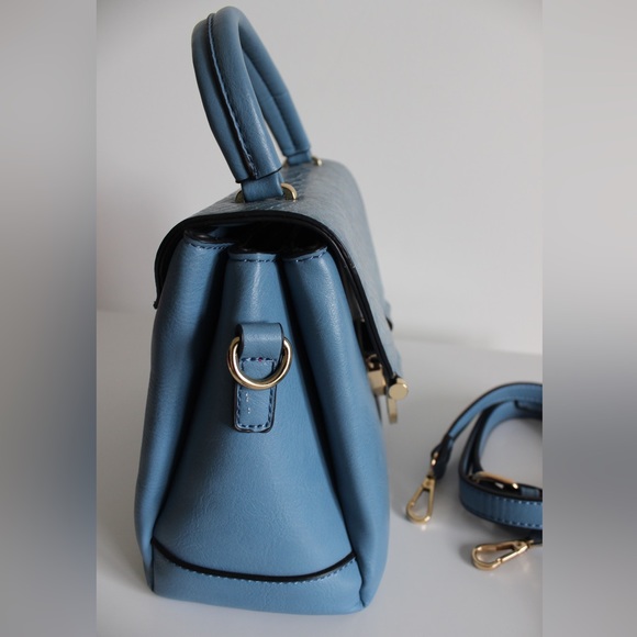 Blue Reptile Handbag - Picture 2 of 8